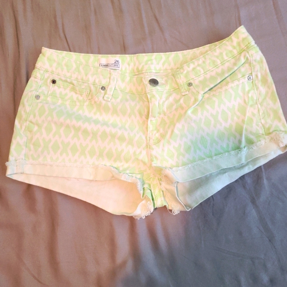 Gap shorts